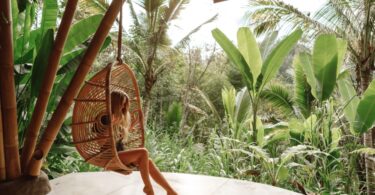 Woman traveling sustainably and comfortably